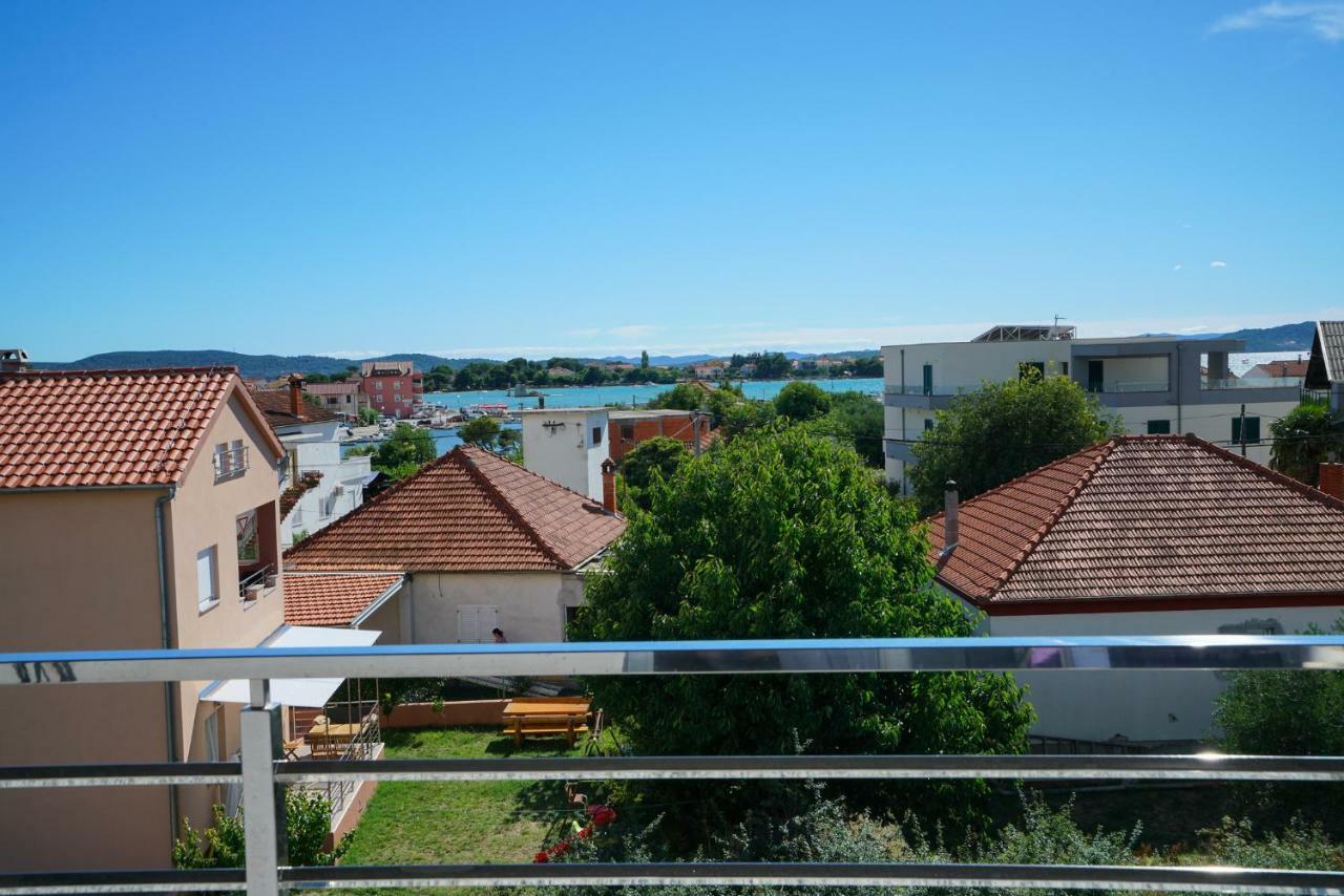 Apartmani Zupan Sukošan Екстериор снимка
