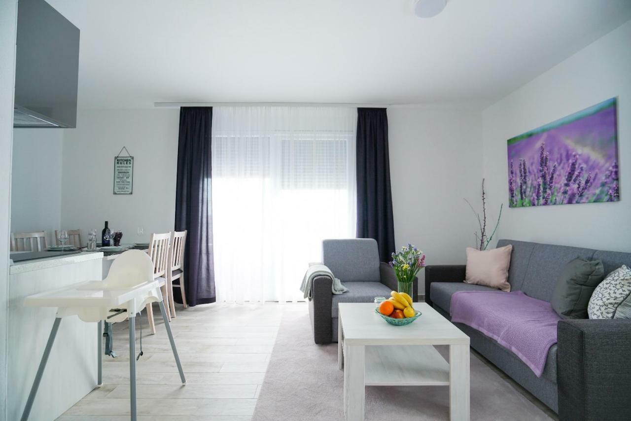 Apartmani Zupan Sukošan Екстериор снимка