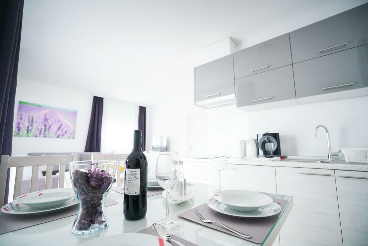 Apartmani Zupan Sukošan Екстериор снимка