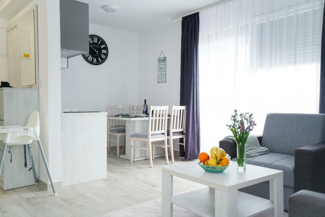 Apartmani Zupan Sukošan Екстериор снимка