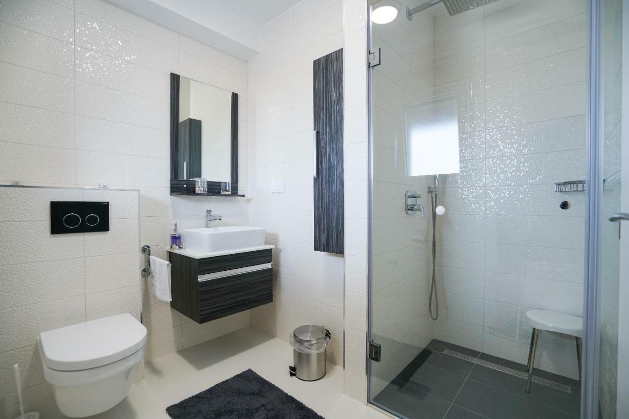 Apartmani Zupan Sukošan Екстериор снимка