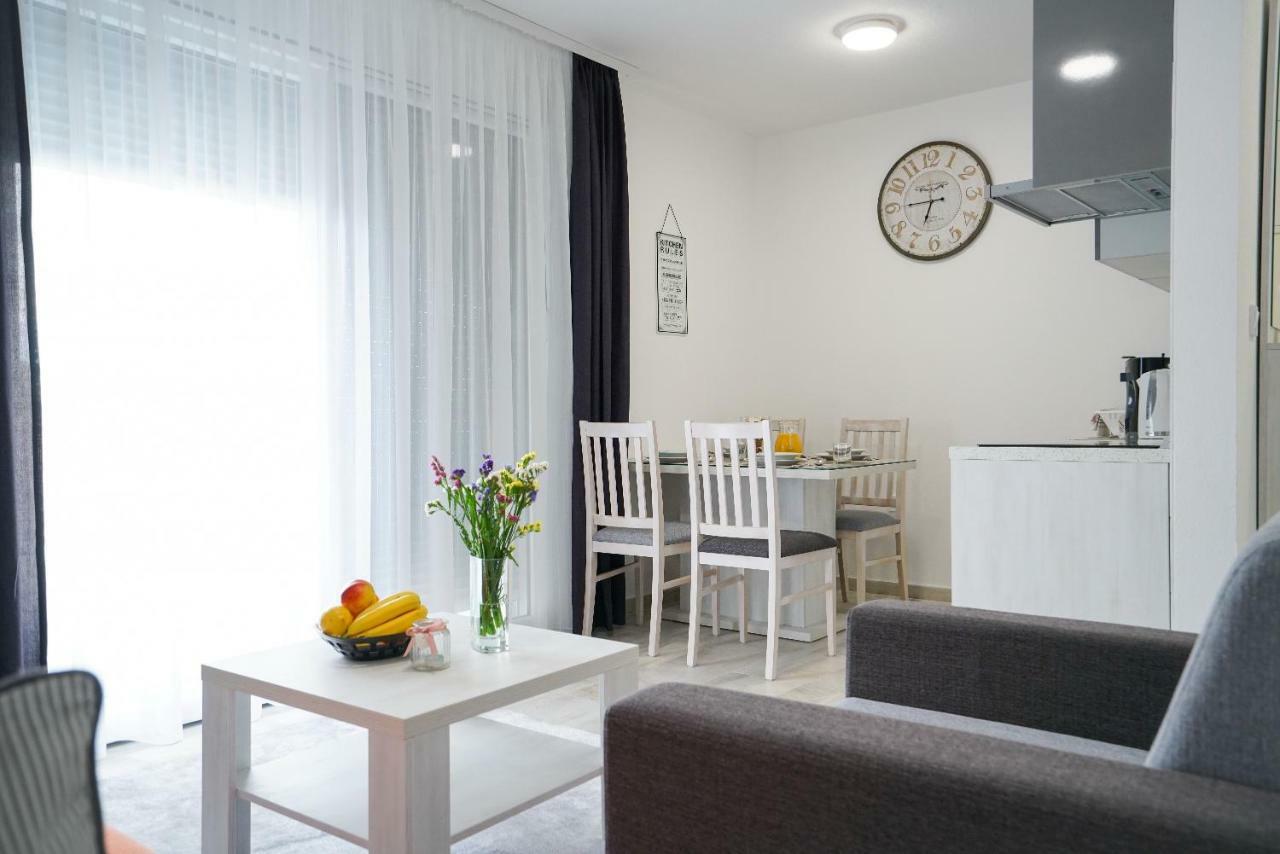 Apartmani Zupan Sukošan Екстериор снимка