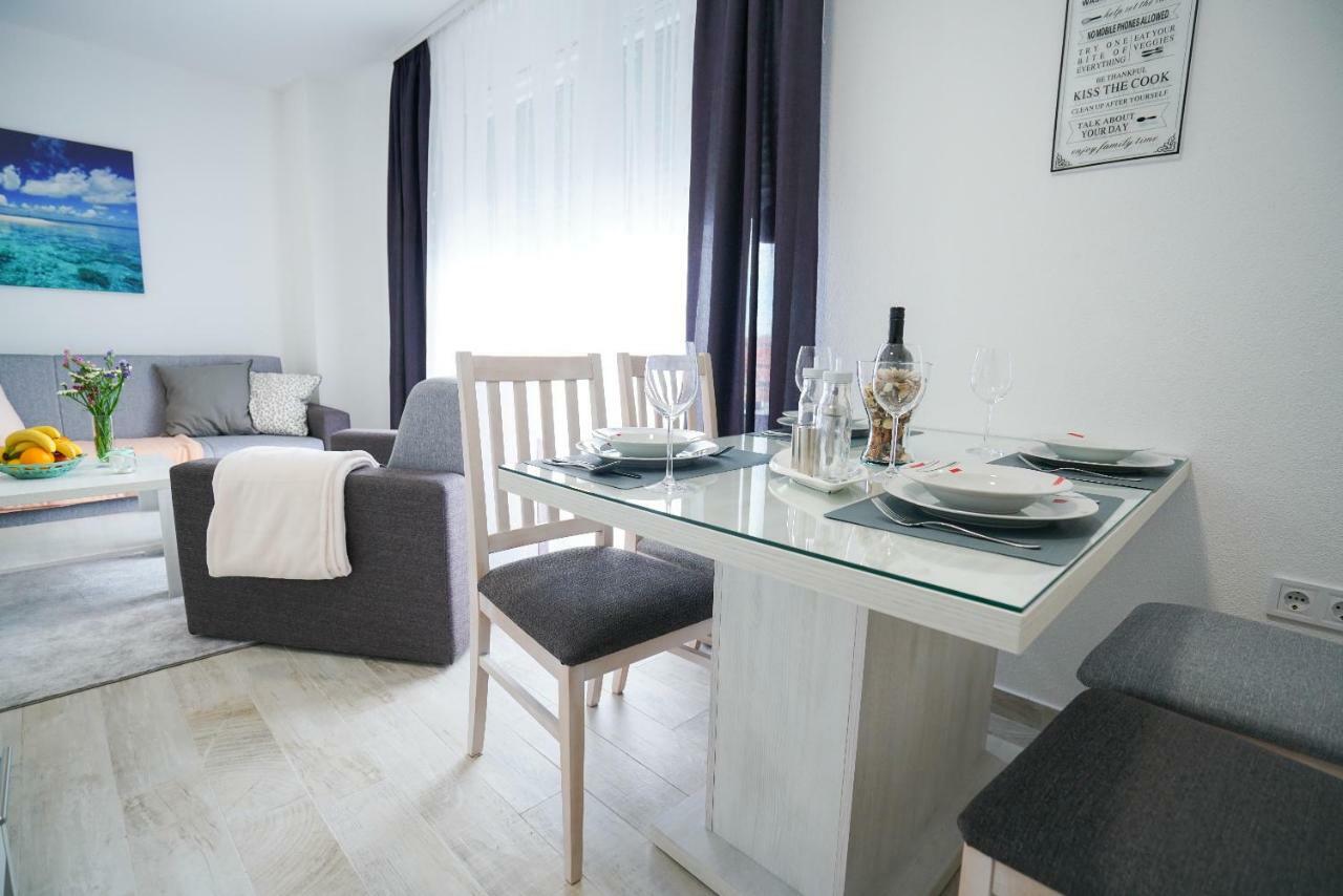 Apartmani Zupan Sukošan Екстериор снимка